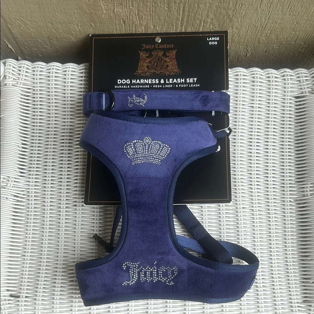 Juicy Couture Velvet Blue Dog Harness and Leash Set